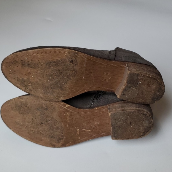 SPLENDID nubuck Hamptyn ankle bootie in smoke 7.5 - Picture 12 of 14